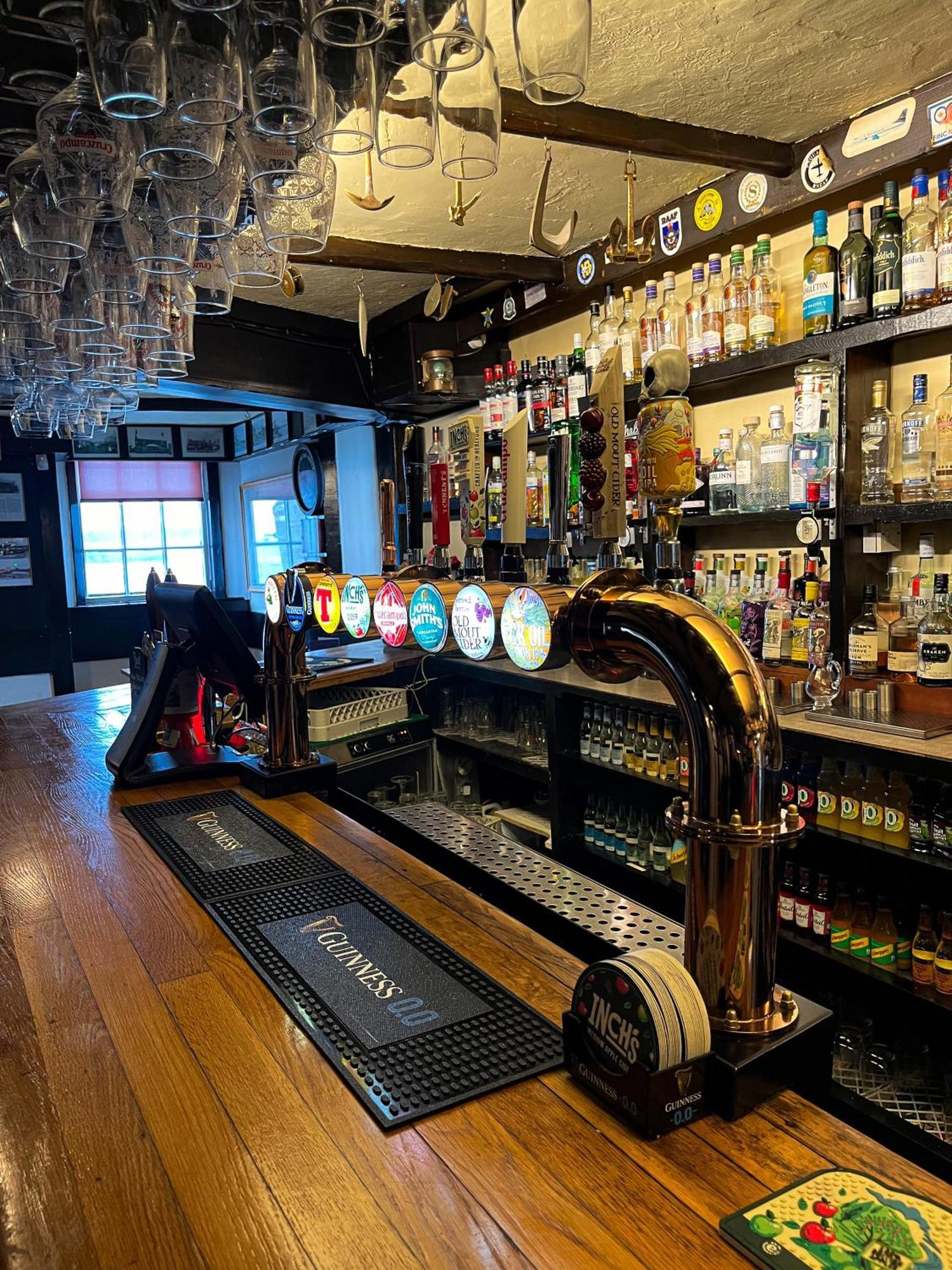 Crown And Anchor Inn Findhorn Εξωτερικό φωτογραφία